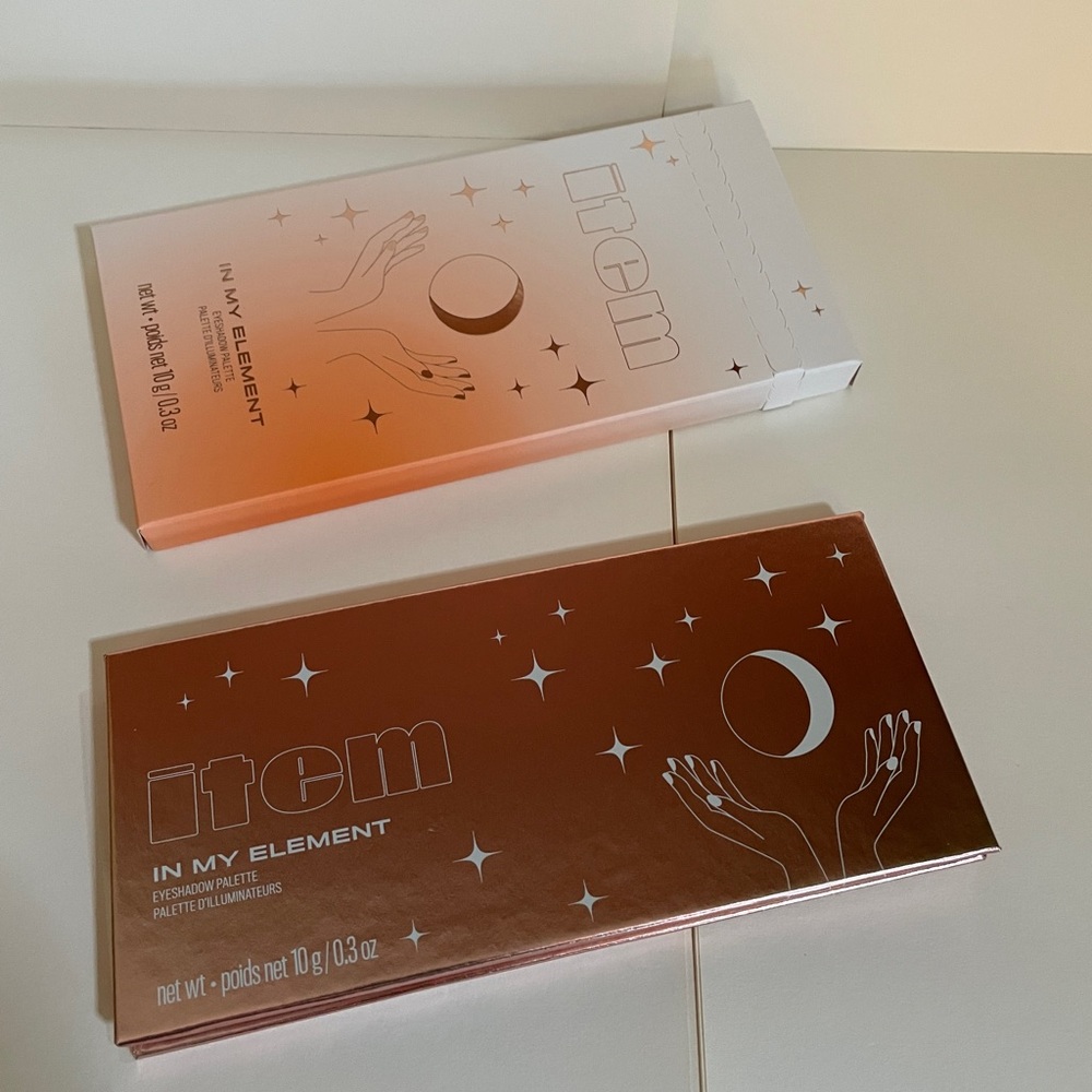 Item Beauty by Allison Rae
In my element eyeshadow Palette